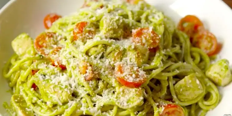 Лучший рецепт сливочной пасты песто с курицей - Как приготовить спагетти песто