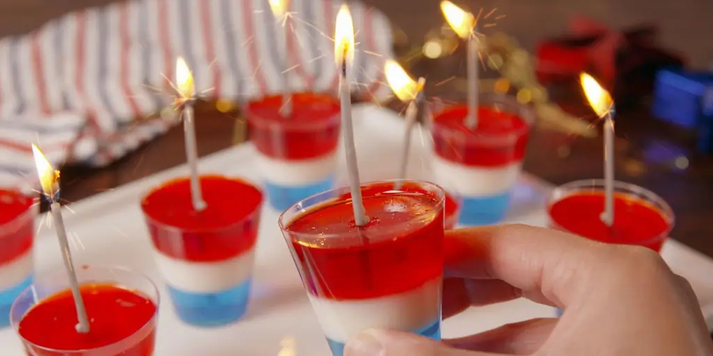 Лучший рецепт мороженого Rocket Pop Jell-O Shots - Как сделать мороженое Rocket Pop Jell-O Shots