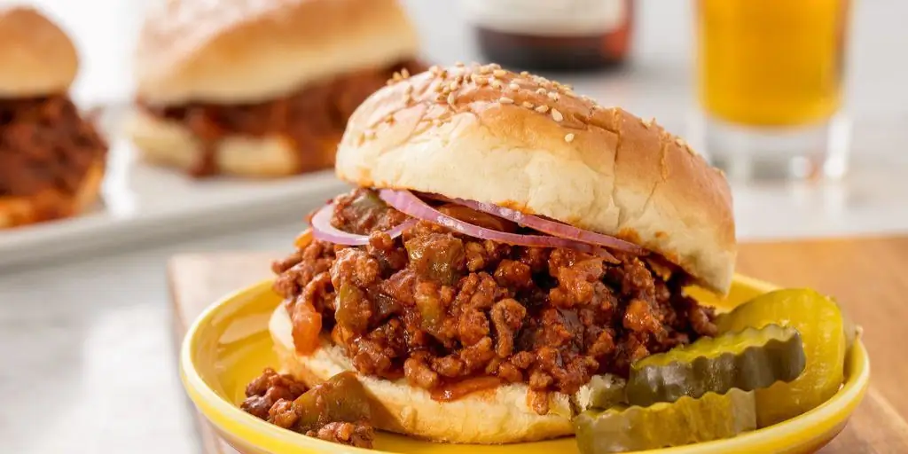 Легкий домашний рецепт Sloppy Joes - Как сделать лучший Sloppy Joes с нуля