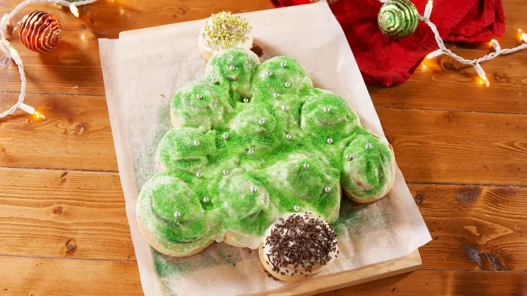 Лучший рецепт рождественской елки с булочками с корицей - Как приготовить рождественскую елку с булочками с корицей