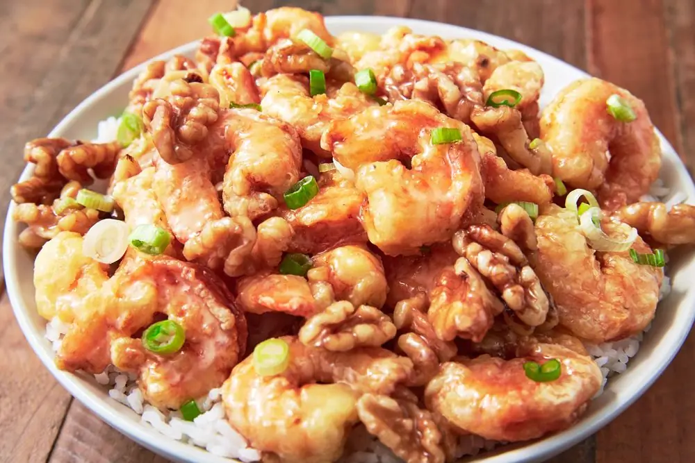 Лучший рецепт креветок с медом и грецкими орехами - Как приготовить креветки с медом и грецкими орехами