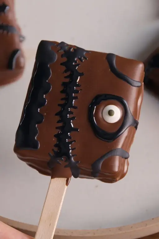 Лучший рецепт S'mores Pops, вдохновленный фокус-покусом - Как приготовить S'mores Pops, вдохновленный фокус-покусом