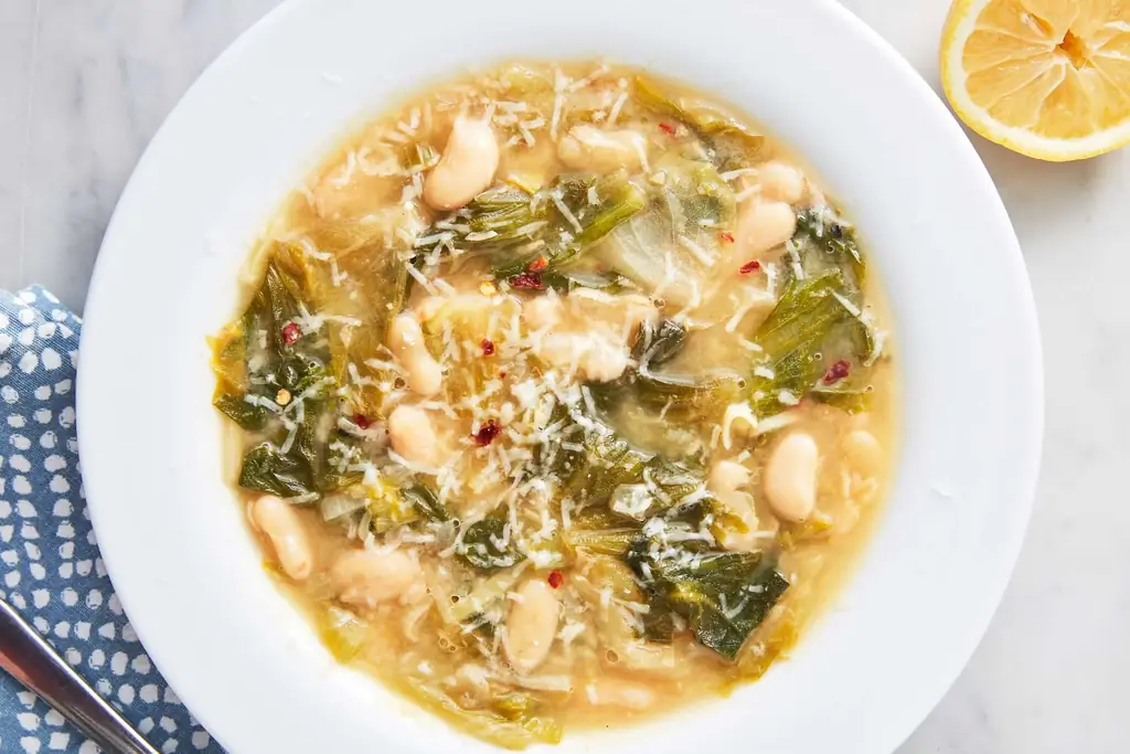 Best Escarole & Рецепт супа из белой фасоли - Как приготовить Escarole & Суп из белой фасоли