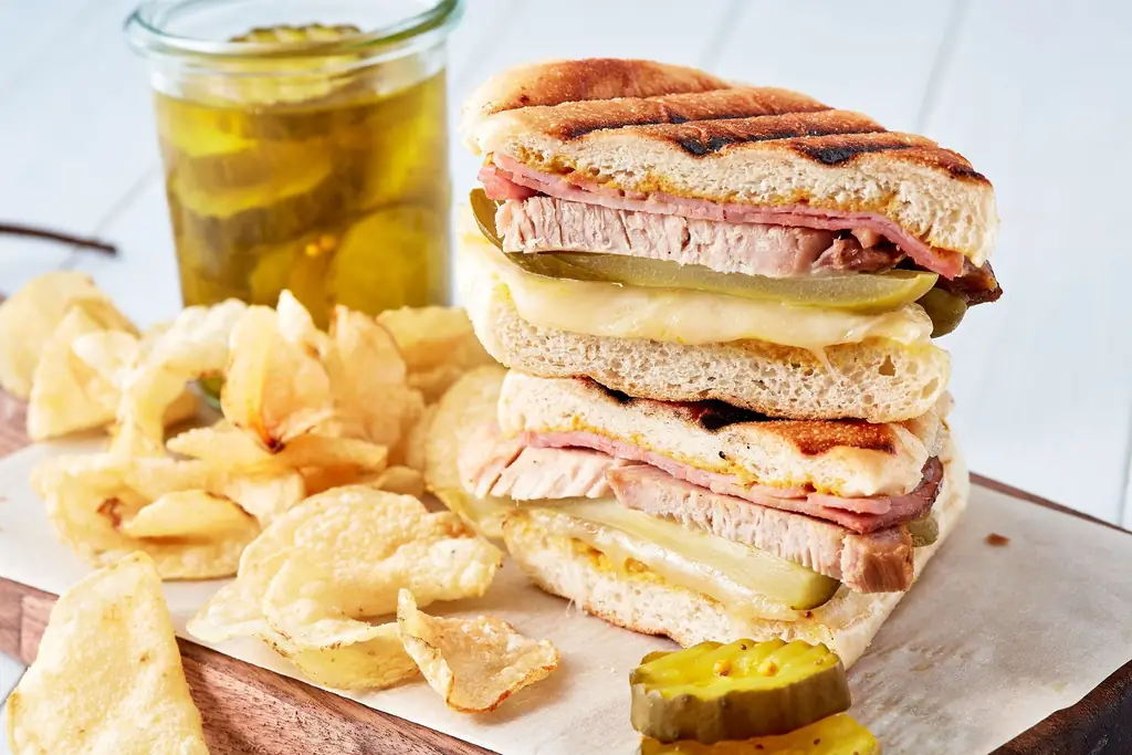 Лучший рецепт кубинского сэндвича - Как сделать кубинский сэндвич