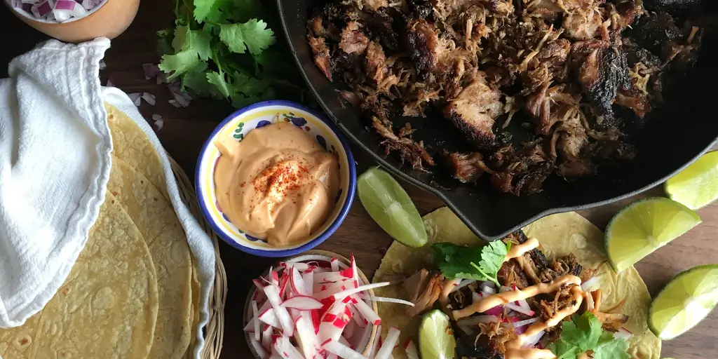 Лучший рецепт тако Carnitas в медленноварке со Шрирача Майо - Как приготовить тако Carnitas в медленноварке со Шрирача Майо