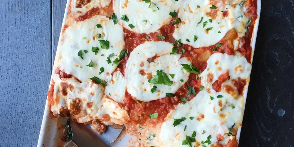 Лучшая лазанья с колбасой и капустой со свежей моцареллой Рецепт - Как приготовить лазанью с колбасой и капустой со свежей моцареллой