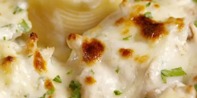 Лучший рецепт куриных фаршированных ракушек Альфредо - Как приготовить куриные фаршированные ракушки Альфредо