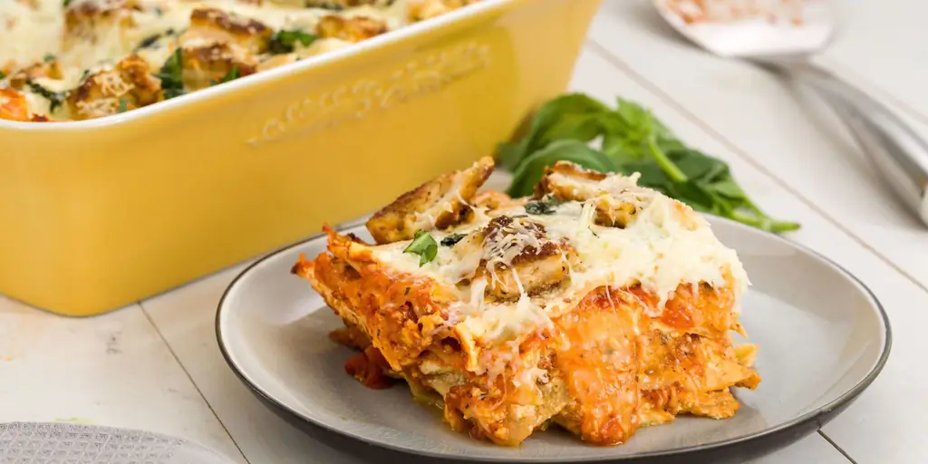 Лучшая лазанья с курицей и пармезаном - Как приготовить лазанью с курицей и пармезаном