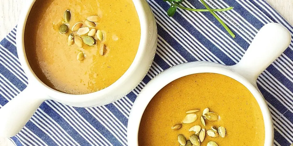 Лучший рецепт тыквенного супа с кокосовым карри - Как приготовить тыквенный суп с кокосовым карри