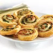 Завитки со шпинатом и сыром - Campbell's Kitchen - Слоеное тесто