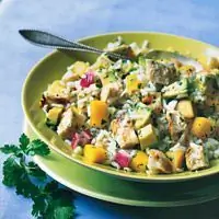 Салат с курицей, манго и рисом - Рецепты салата с курицей и авокадо с манго