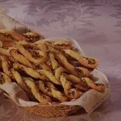 Завитки с сыром пармезан - Campbell's Kitchen - Слоеное тесто
