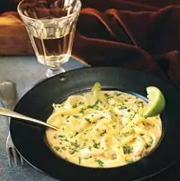 Тайский суп с курицей, кокосом и лапшой - азиатские рецепты