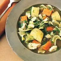 Куриный суп с лапшой, пастернаком и укропом - Рецепты куриного и овощного супа