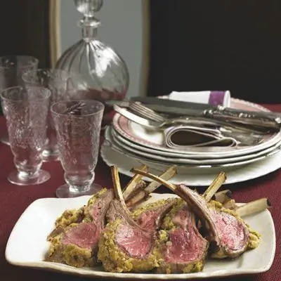 Рецепт каре ягненка в дижонско-фисташковой корочке - Рецепт Кэти Ли - Пасхальный рецепт