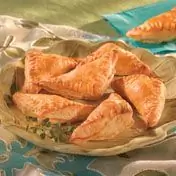 Треугольники с грибами и беконом - Campbell's Kitchen - Слоеное тесто