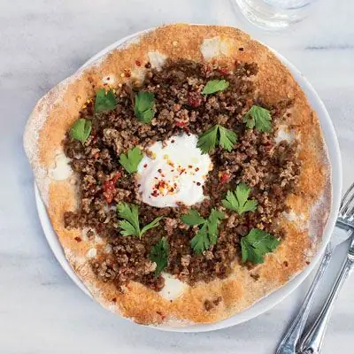 Рецепт турецкой пиццы с бараньим фаршем