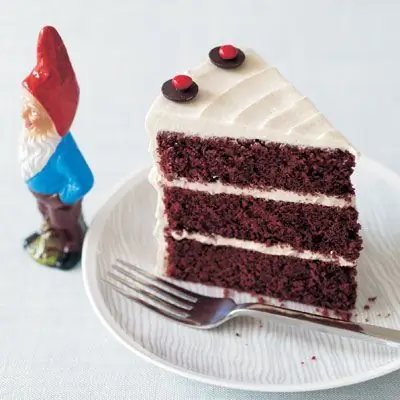 Рецепт торта Red Hot Velvet с масляным кремом с корицей