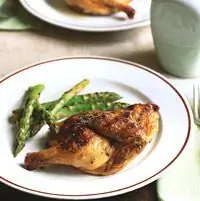 Корнишские куры с перцем и спаржей с лимоном и майорой - Рецепты с курицей и овощами