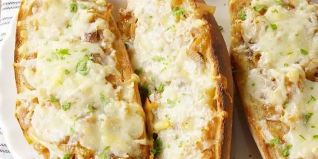 Рецепт французского лукового хлеба с сыром