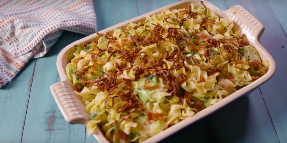 Лучший рецепт запеканки с лапшой и брюссельской капустой с беконом