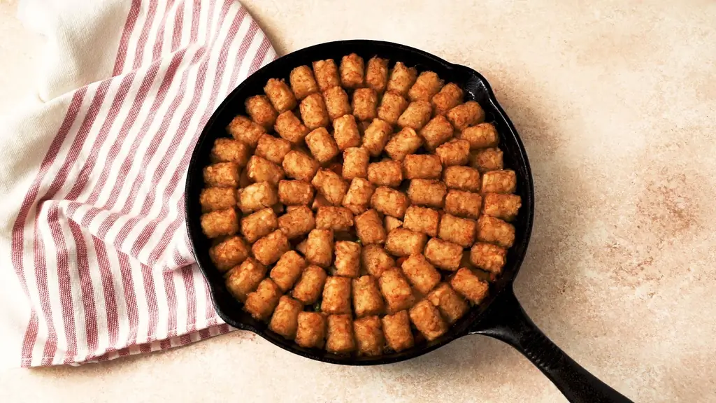 Лучший рецепт пирога с курицей в горшочке Tater Tot - Как приготовить пирог с курицей в горшочке Tater Tot