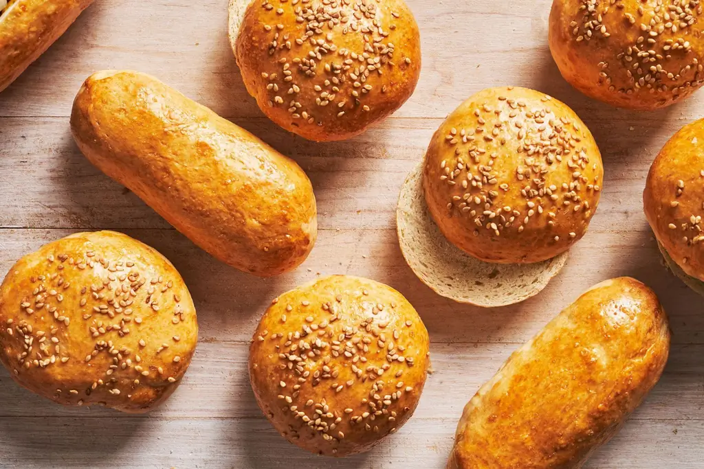 Лучший рецепт булочек для хот-догов и гамбургеров - Как приготовить булочки для хот-догов и гамбургеров