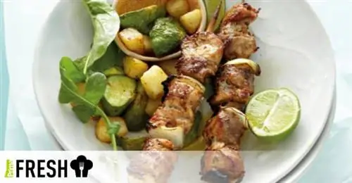 Шашлык из свинины с запеченными овощами