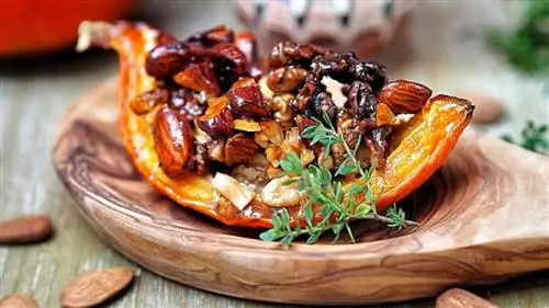 Запеченная тыква с медом и орехами Запеченная тыква с медом и орехами
