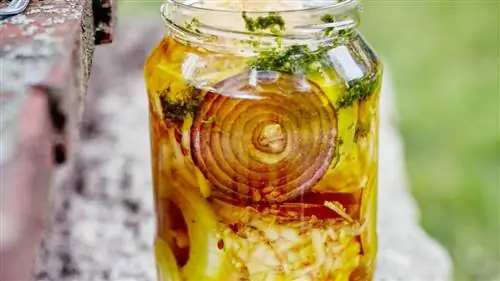 Золотые сырные шарики из «грязи» и гауды