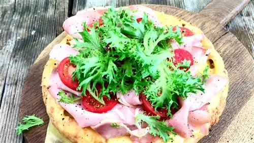 Картофельная лепешка с ветчиной