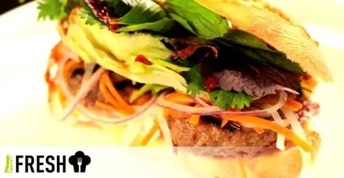 Bánh mi багет с мини-фрикадельками