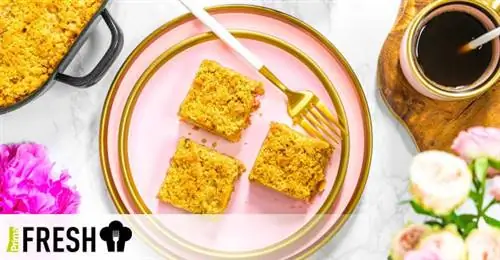 Ревеневый пирог с крамблом