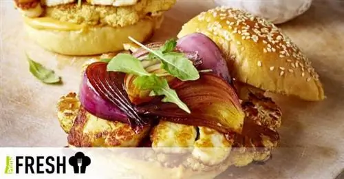 Бургер терияки с цветной капустой и сыром халлуми