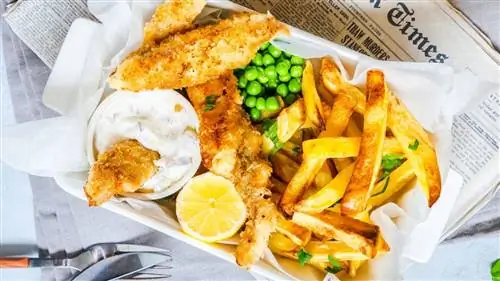 Fish&chips: треска в хрустящих сухарях и картофель фри из духовки