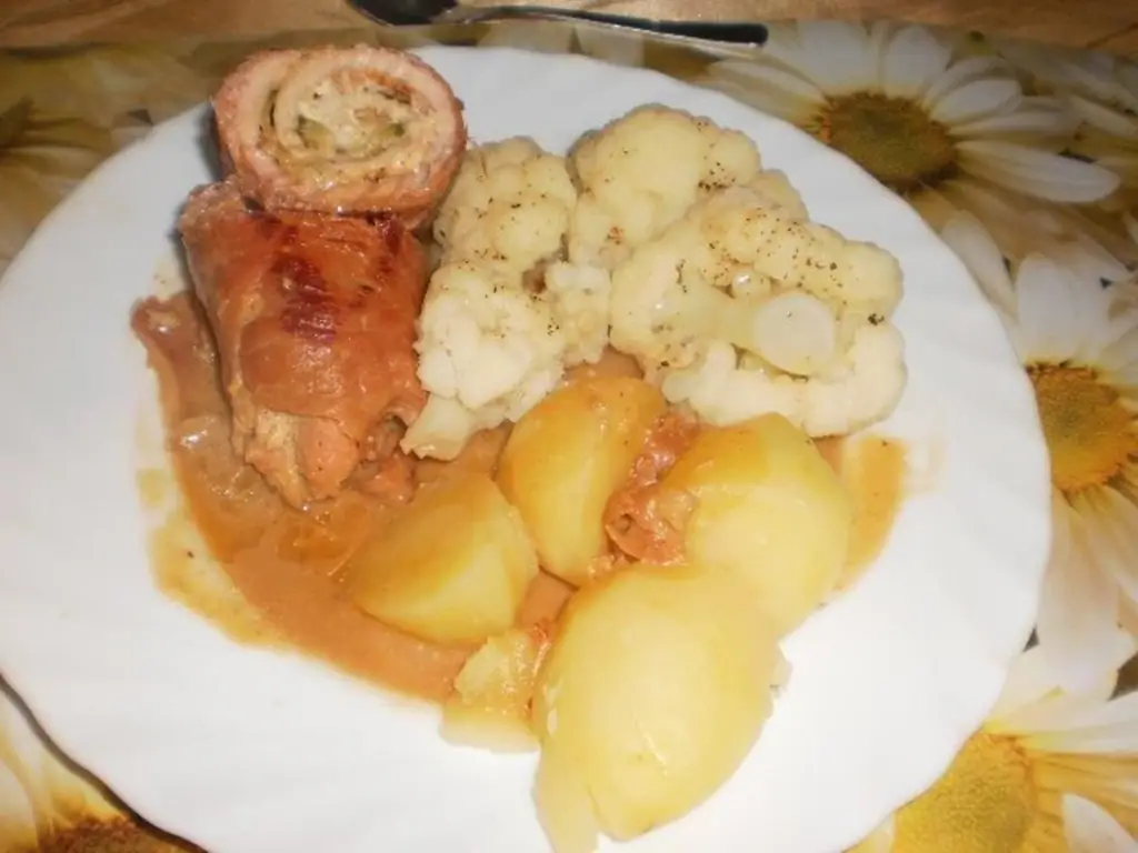 Свиные рулеты с начинкой