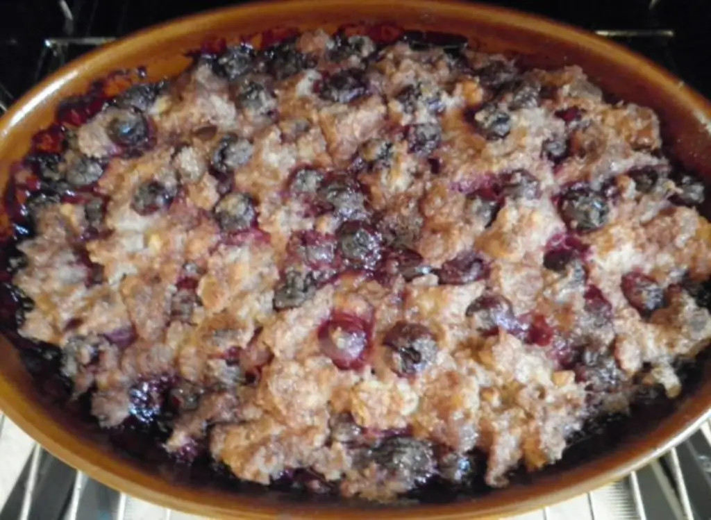 Cherry Pan С последними вишнями из соседского сада