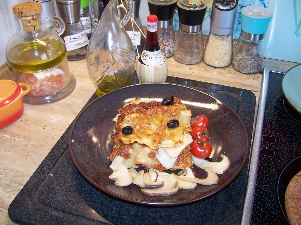 Лазанья с белыми грибами