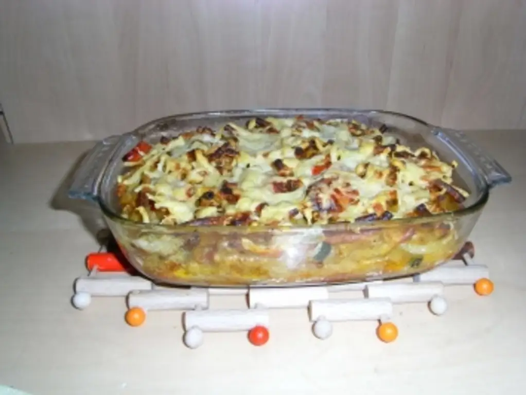 Разноцветная лапша в духовке