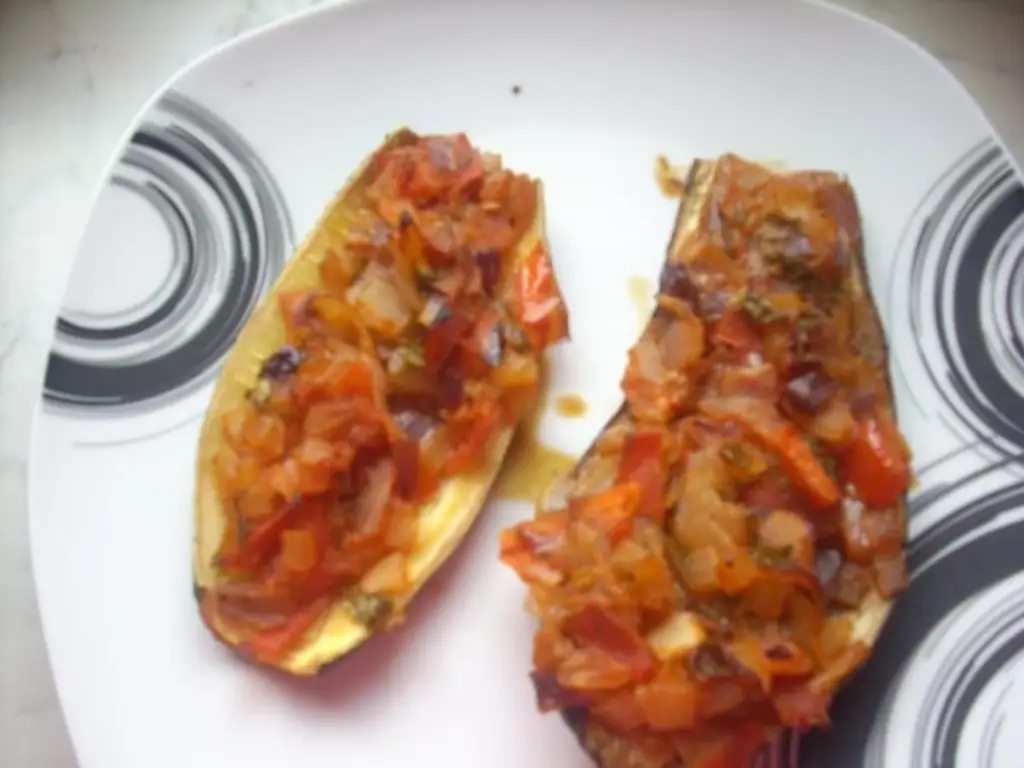Фаршированные баклажаны и кабачки