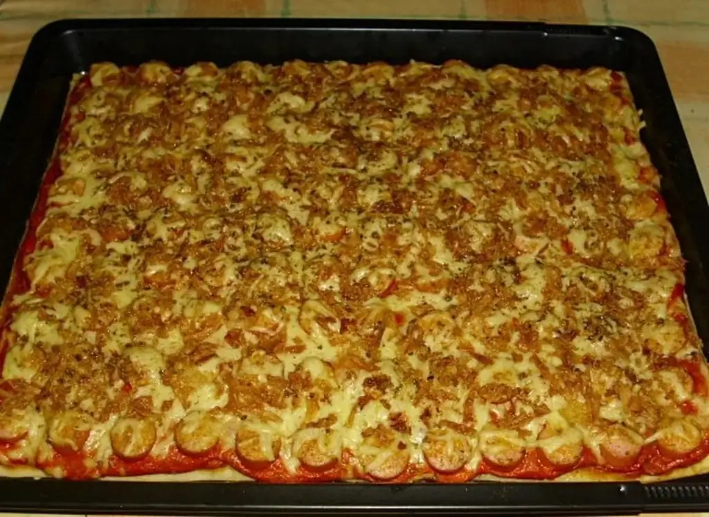 Быстрая пицца с хот-догами
