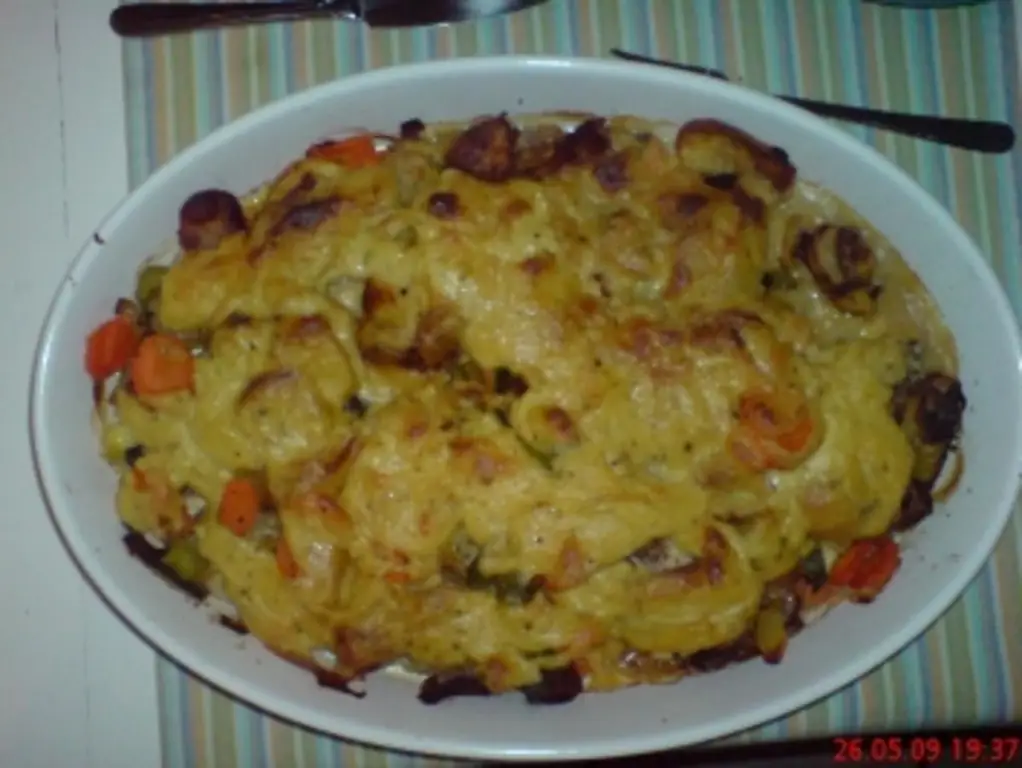 Вкусная рыбная запеканка с горчичным соусом