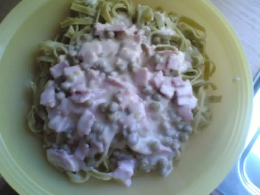 Зеленая паста с сыром