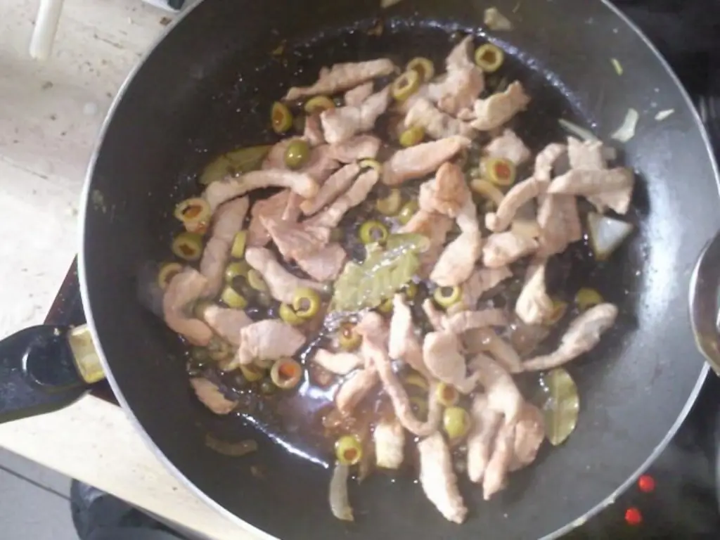 Тальятелле с кусочками индейки