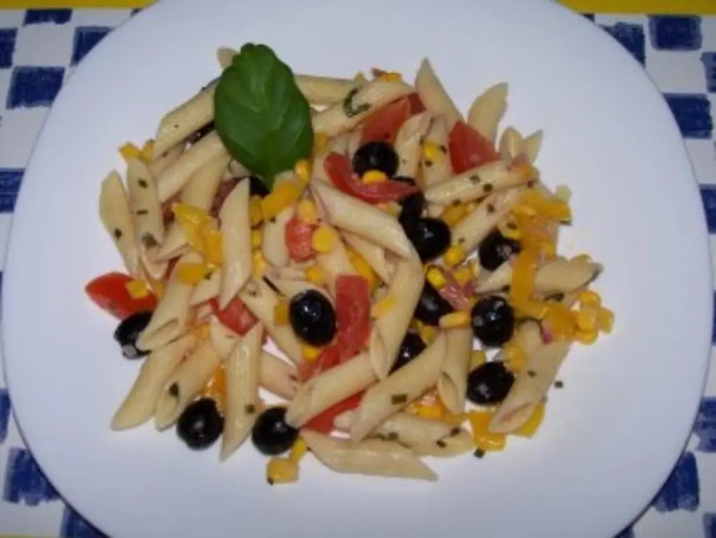 Салат с макаронами, Средиземноморский