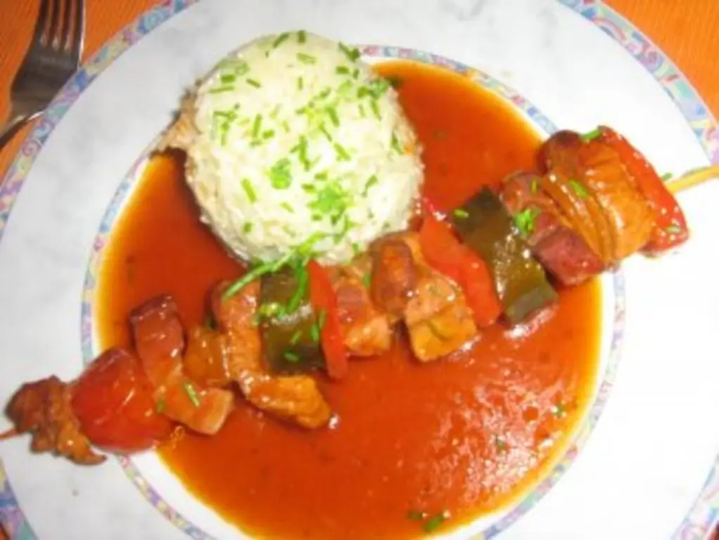 Шашлык из индейки с овощами и рисом басмати