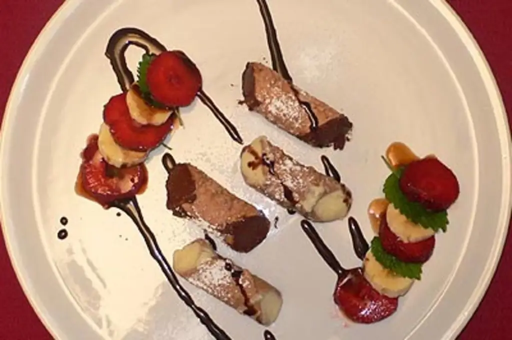 Cannoli cioccolata с Fragole caprese di Raffaele