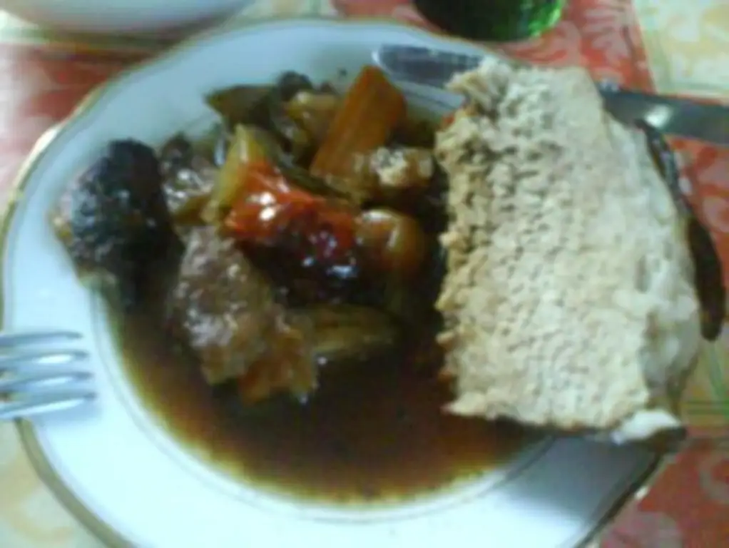 Жаркое в корочке с пивными овощами