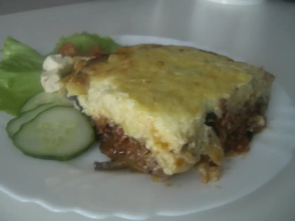 Мусака Греческая запеканка с фаршем и баклажанами