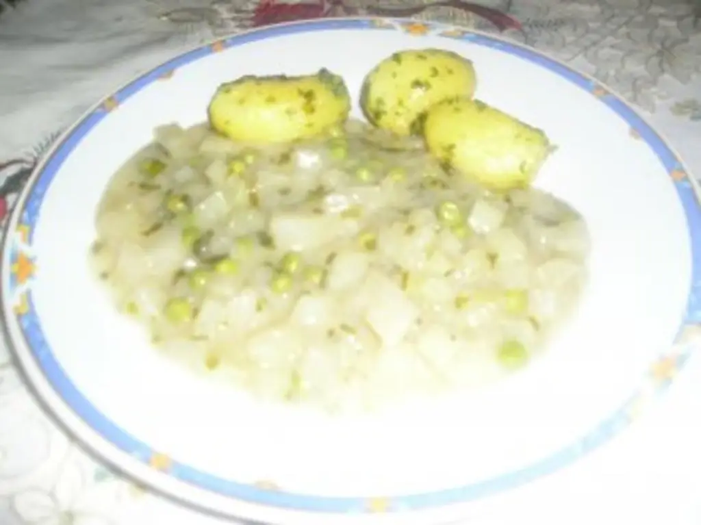 Кольраби с горошком